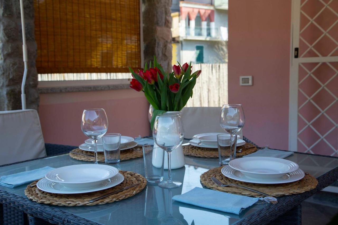 Casa Vacanze La Villetta Tra Cinque Terre E Versilia Ameglia Dış mekan fotoğraf