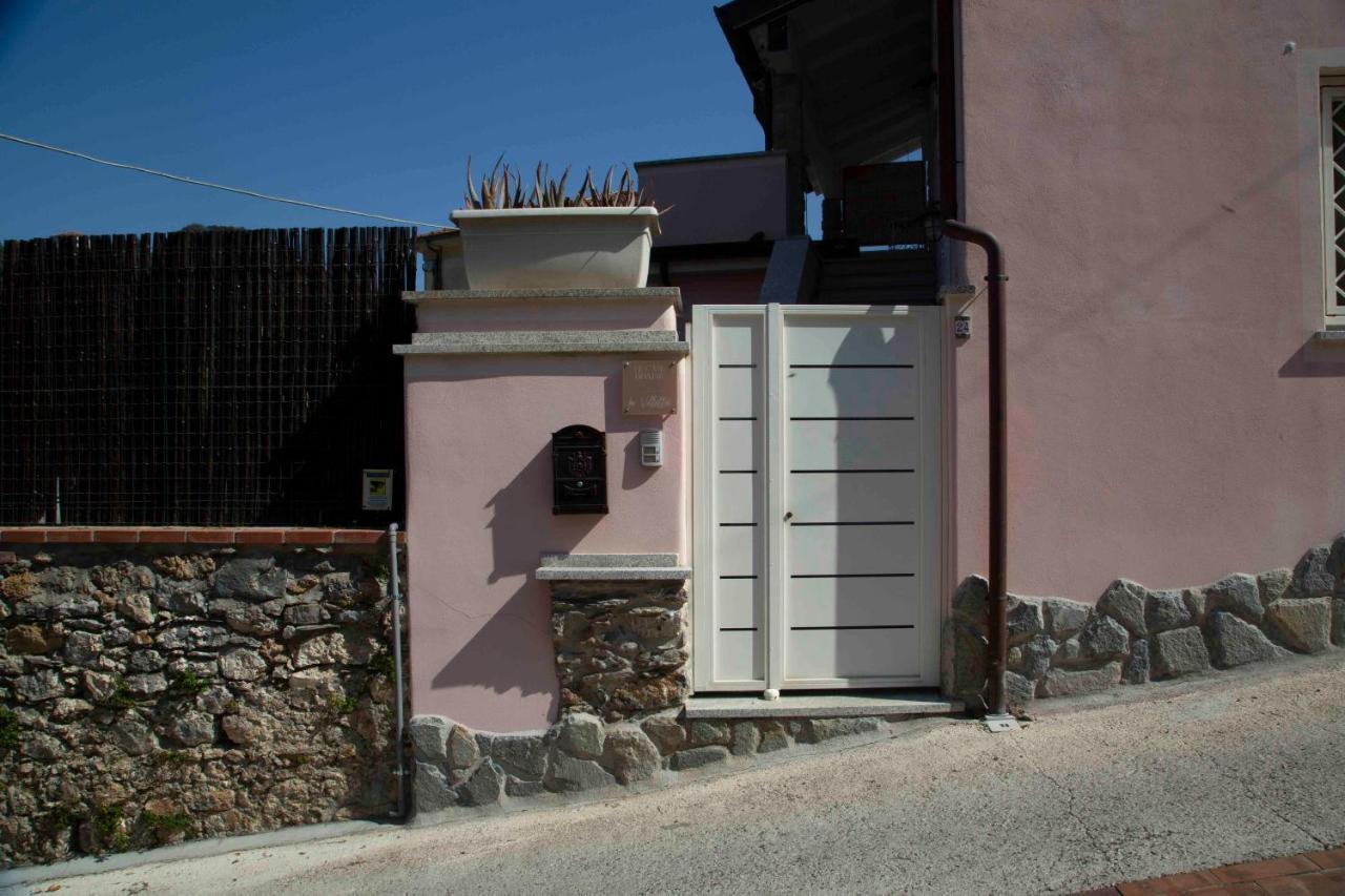 Casa Vacanze La Villetta Tra Cinque Terre E Versilia Ameglia Dış mekan fotoğraf