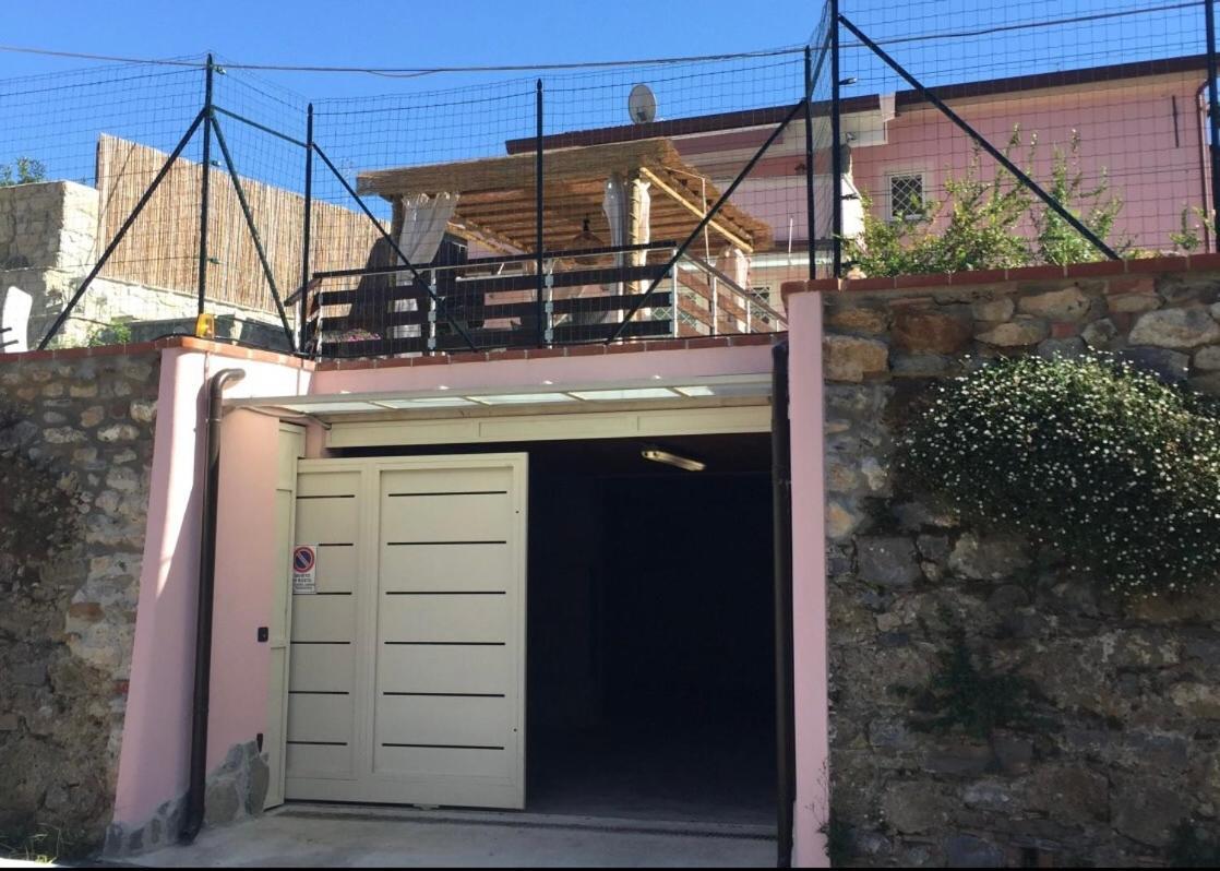 Casa Vacanze La Villetta Tra Cinque Terre E Versilia Ameglia Dış mekan fotoğraf